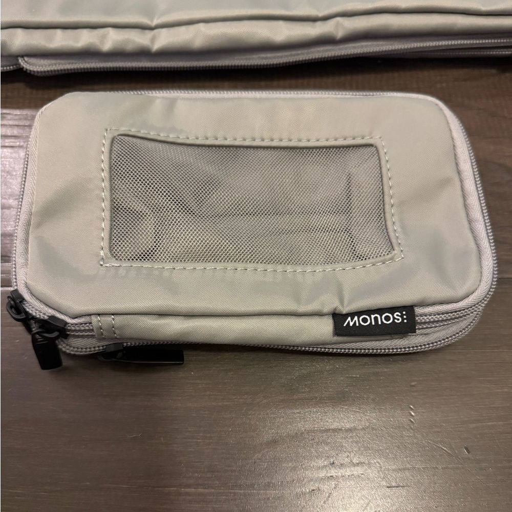 Monos Smallest Beige Cube